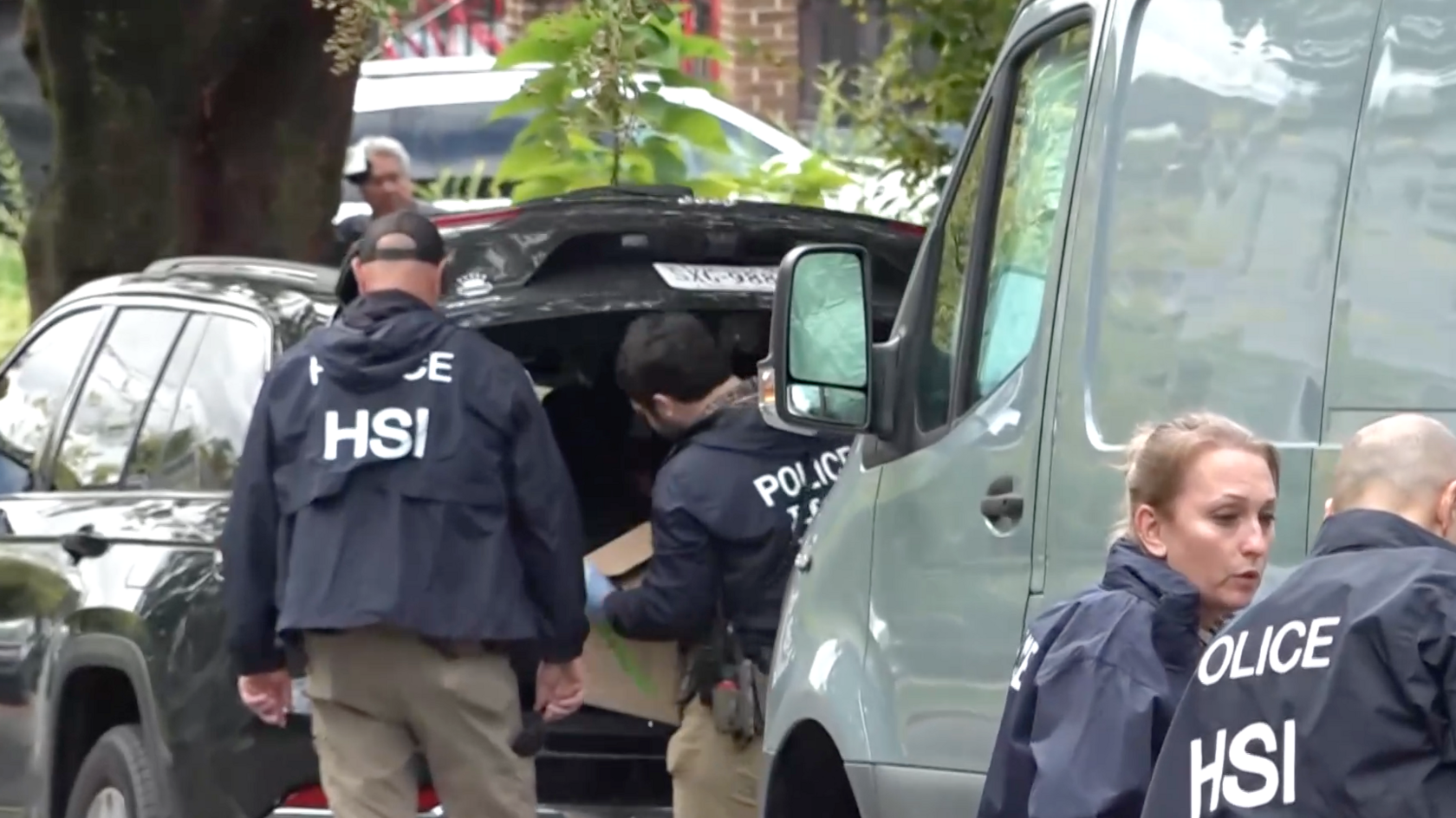 HSI agents outside Ilhan Omar's home