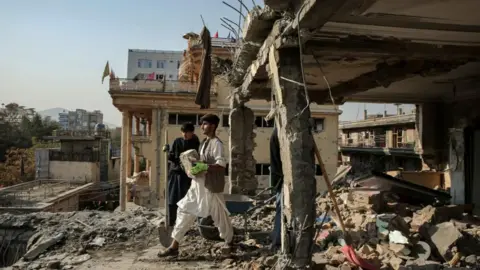 Ceasefire Achieved Between Taliban and Pakistan Amid Intensifying Clashes