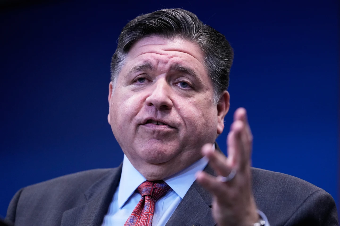 Democratic Governors Challenge National Governors Association Over Federal Troop Deployments