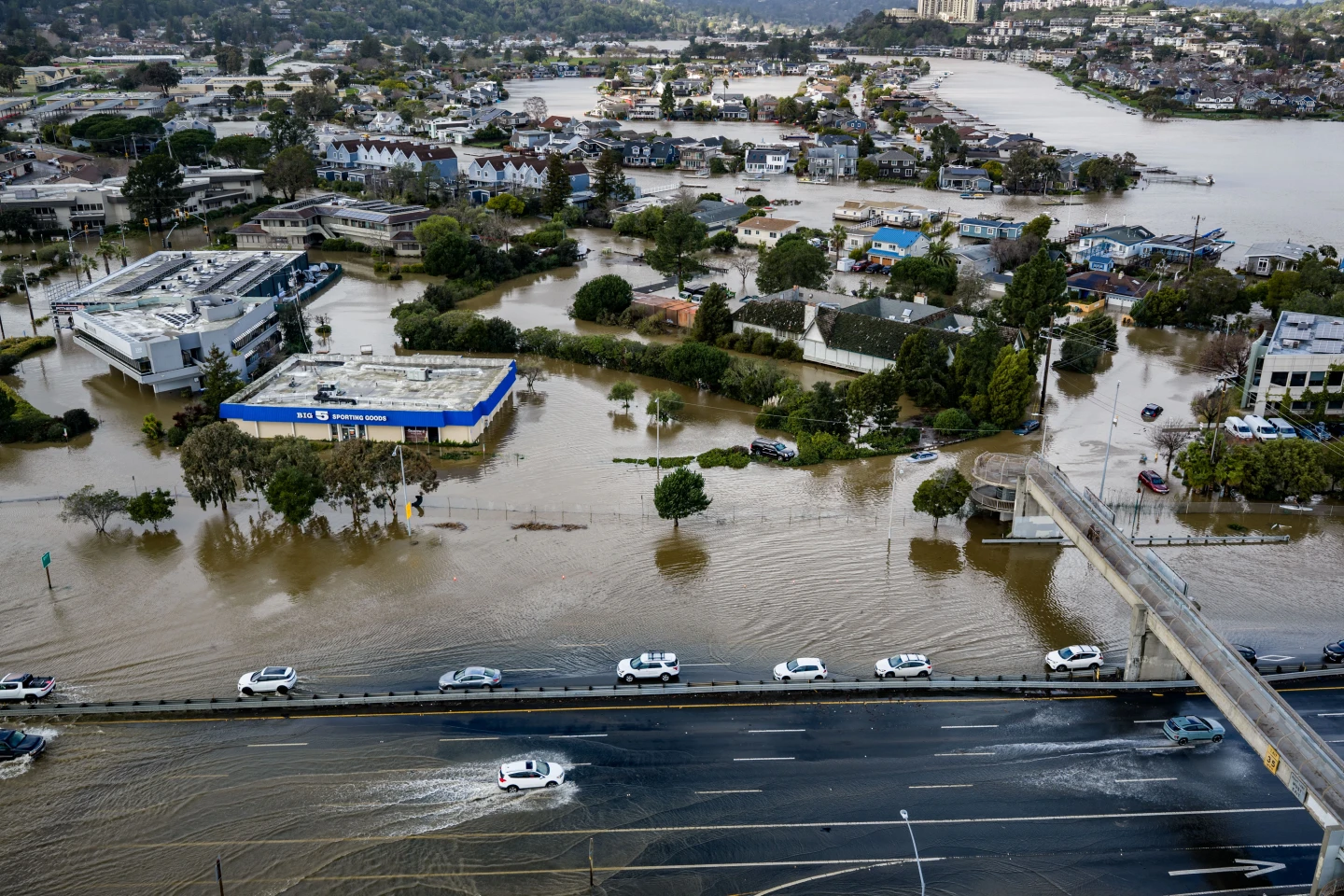 Northern California Faces Severe Flooding Due to King Tides