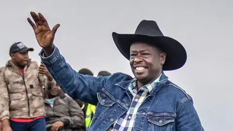 Assassination Attempt Alleged on Kenyan Opposition Leader During Church Service