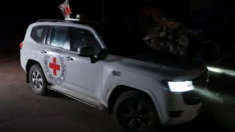 Hamas Transfers Alleged Hostage Body to Israel Amid Ceasefire Tensions