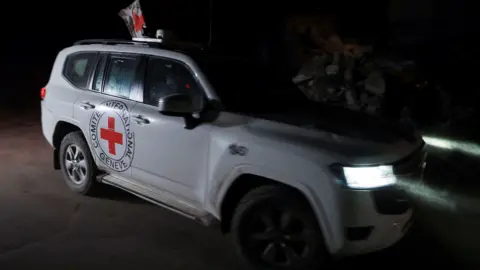 Hamas Transfers Alleged Hostage Body to Israel Amid Ceasefire Tensions