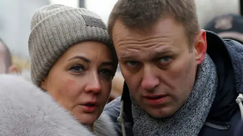 Seeking Truth in Tragedy: Yulia Navalnaya Alleges Poisoning of Alexei Navalny in Prison