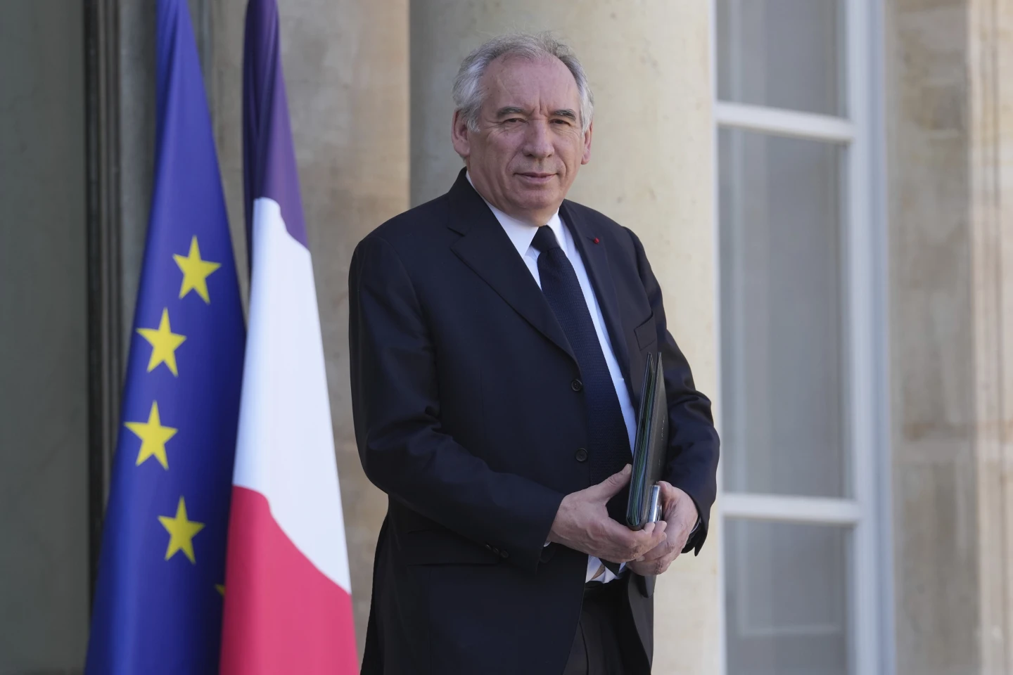 Political Turmoil in France: Confidence Vote Looms for PM François Bayrou