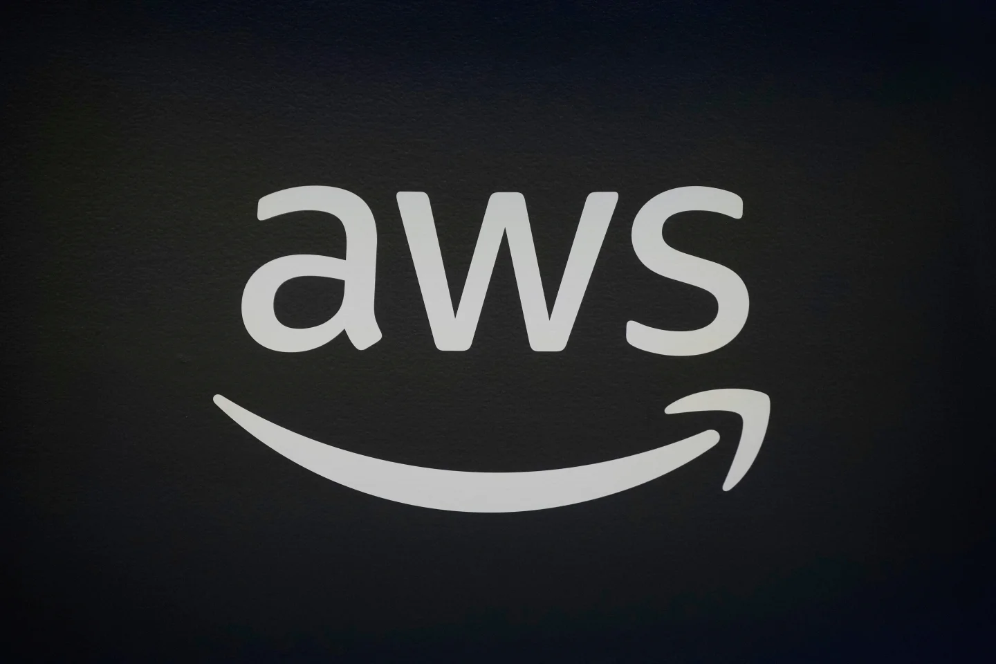 Amazon AWS Outage Disrupts Online Services Worldwide