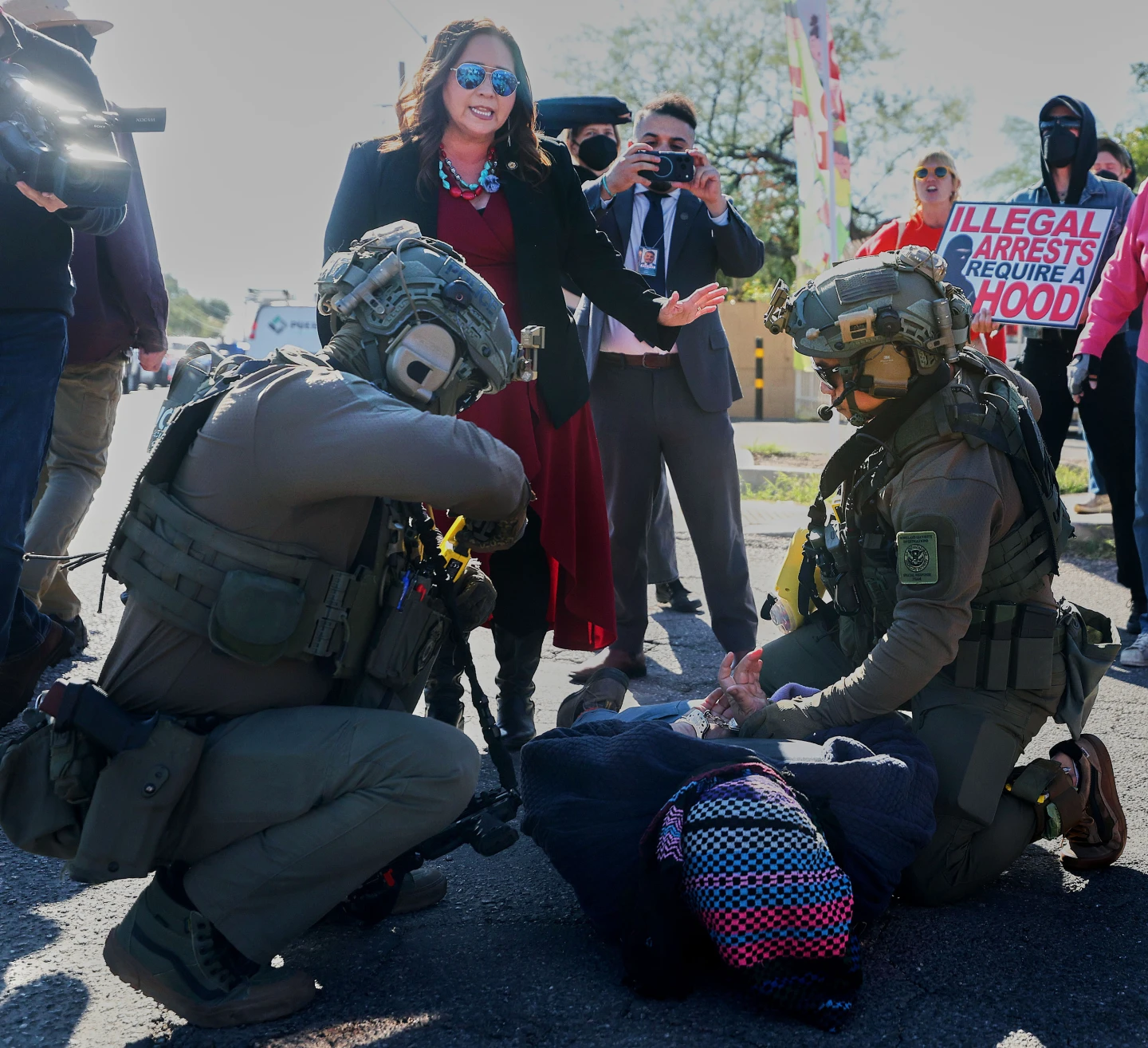 Protests Erupt as Congresswoman Faces Pepper Spray During Federal Operation in Arizona
