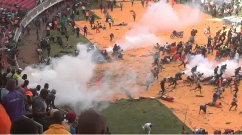 Chaos Unfolds as Mourners Gather for Raila Odinga's Funeral in Nairobi