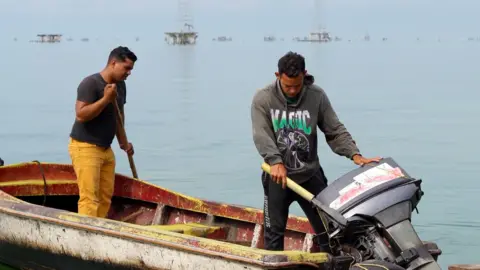 Resilience Amid Ruins: Venezuelans Hope for Oil Industry Revival