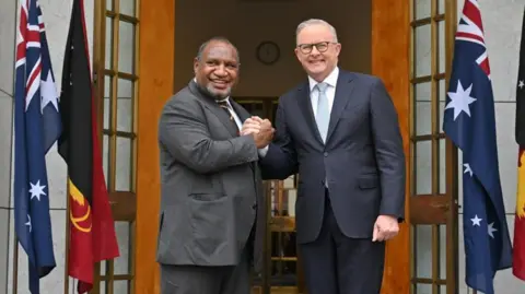 Australia and Papua New Guinea Forge Defense Pact Amid Regional Tensions
