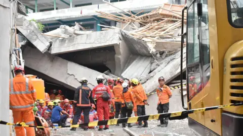 Tragic Collapse of School in Indonesia Leaves Families Devastated