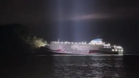 All Passengers Rescued After South Korean Ferry Aground Incident