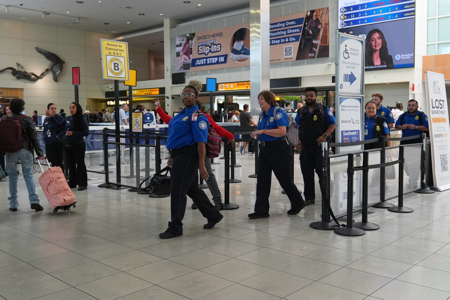 Airports Reject Political Video Amid Government Shutdown