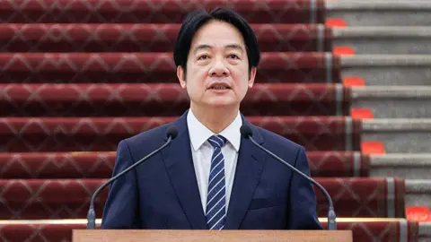 Taiwan Court Convicts Former Officials for Espionage