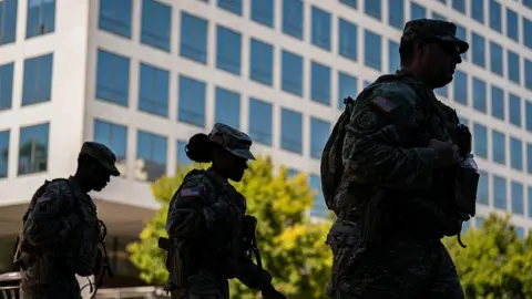 Unprecedented Donation to US Military Raises Ethical Concerns During Shutdown