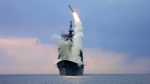 Trump Considers Sending Tomahawk Missiles to Ukraine Amid Growing Tensions