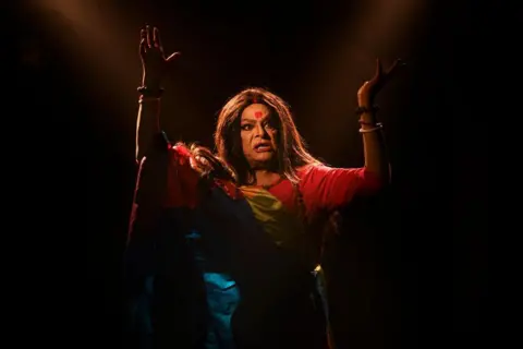 Chapal Bhaduri: The Icon of Jatra Theatre and a Legacy of Fluidity