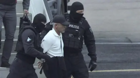 Moldovan Oligarch Extradited from Greece Amid Rising Political Tensions