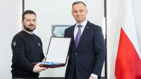 Zelensky stripped of Polish honour over UPA naming: A clash of histories