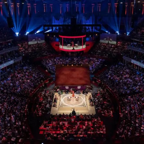 Cultural Fusion: Grand Sumo Tournament Enlivens London with Ancient Rituals and Modern Fandom
