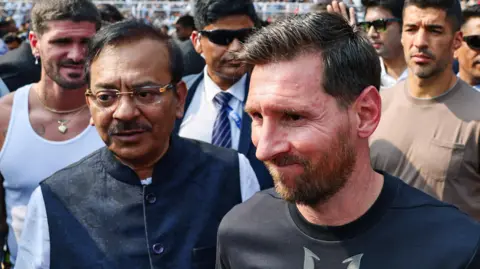 Discontent in Kolkata: Fans Clash with Officials During Messi's Event