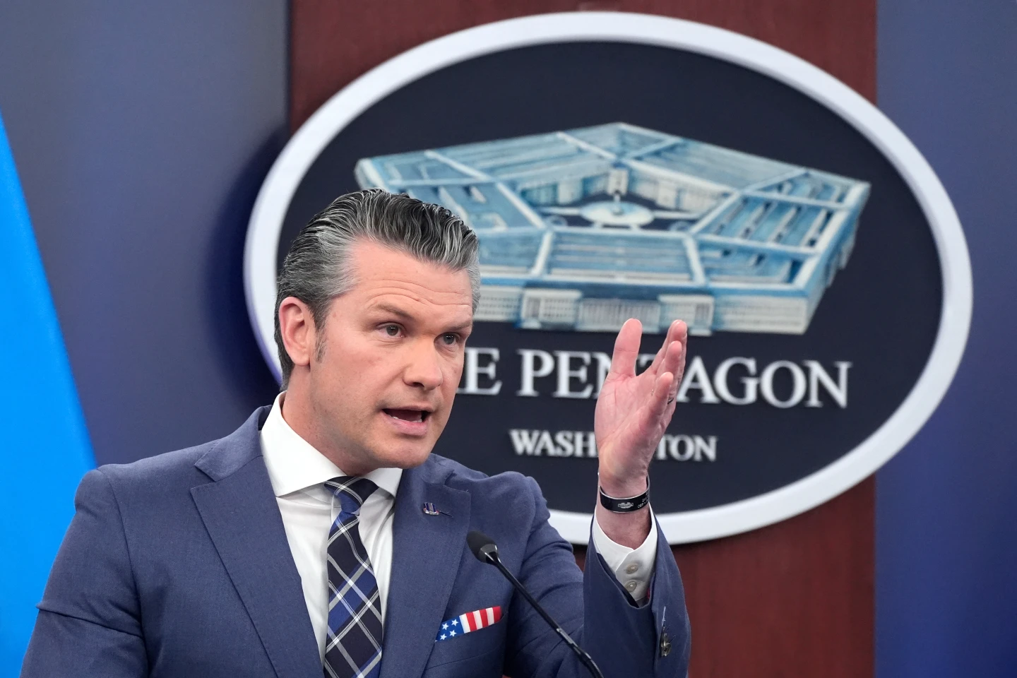 Military Leadership and Religious Rhetoric: Examining Hegseth's Role in the Pentagon