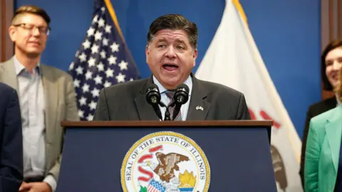 Illinois Governor's $1.4 Million Blackjack Win Sparks Philanthropic Plans